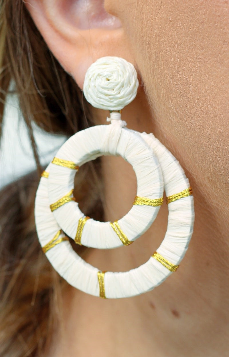 Load image into Gallery viewer, Experience It All Earrings - Ivory