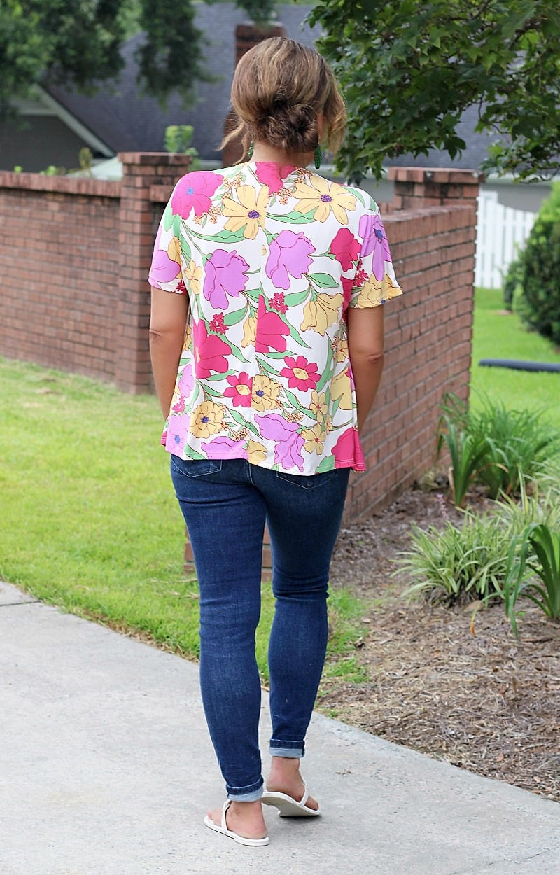 Load image into Gallery viewer, Do It Anyways Floral Top - Multi