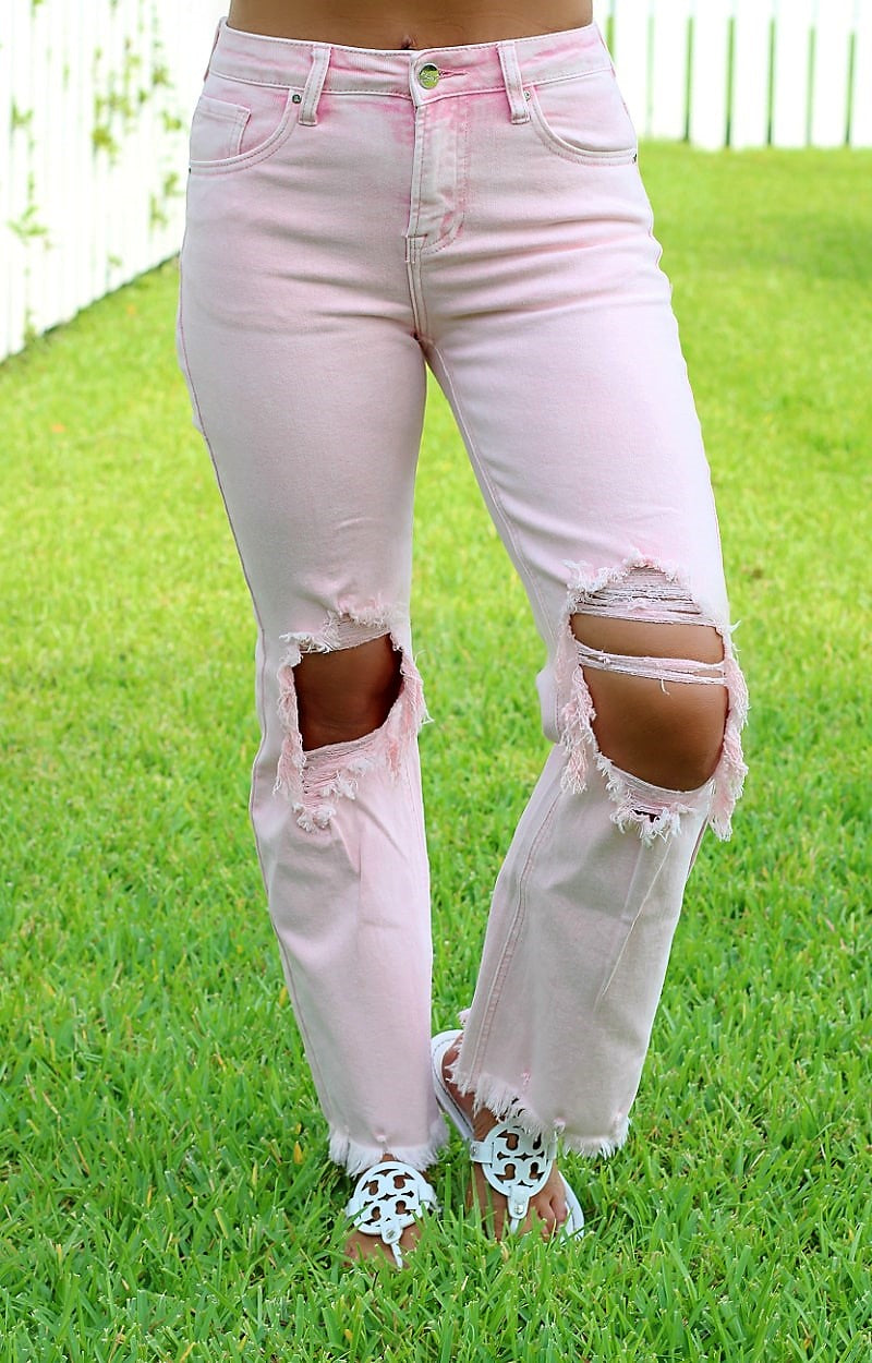 Babs Distressed Straight Jeans - Pink