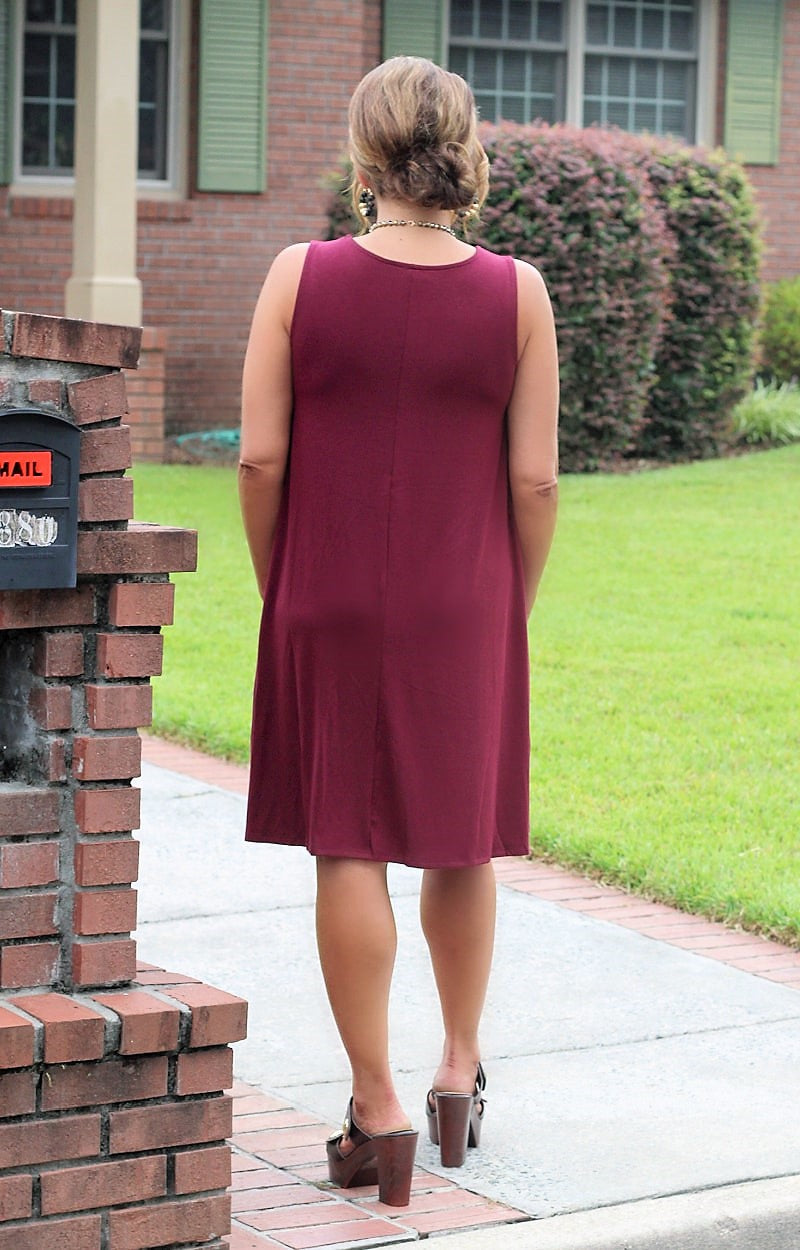 Load image into Gallery viewer, Bank On It Dress - Burgundy