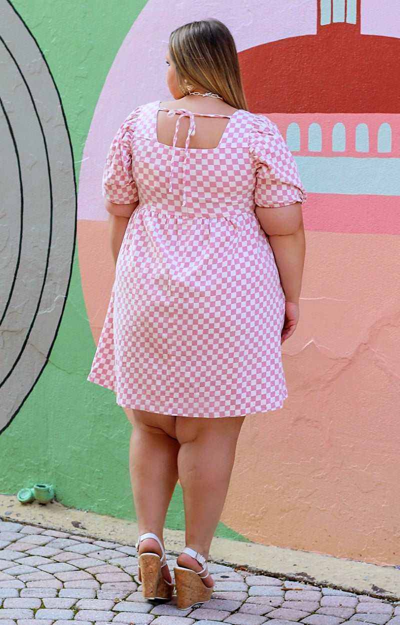 The Moment Checkered Dress - Pink