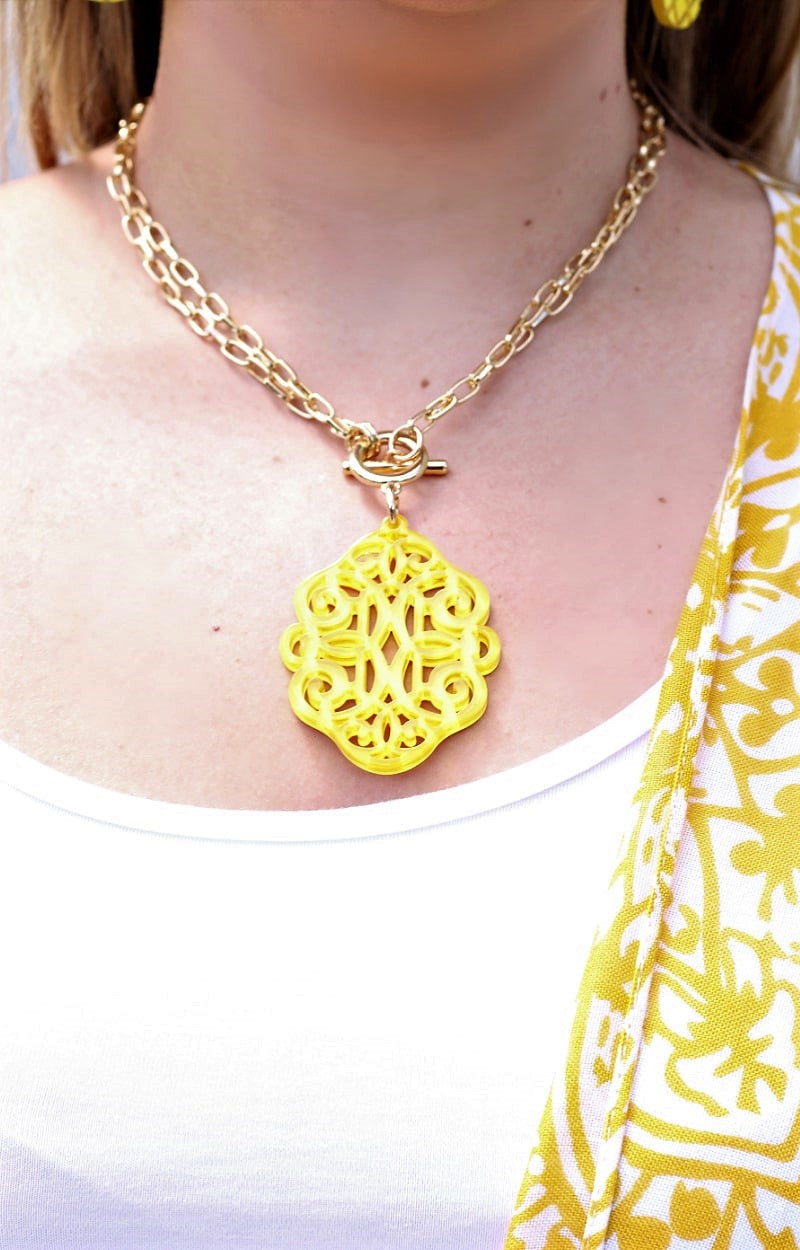 Load image into Gallery viewer, Being Playful Necklace - Yellow