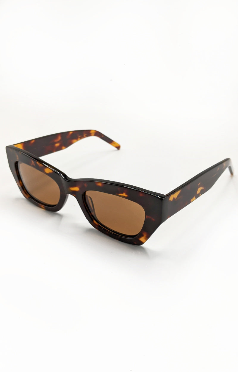 Load image into Gallery viewer, BANBE - The Kerr Sunglasses - Havana/Brown