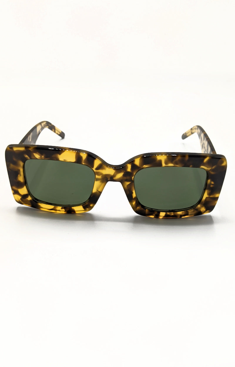 BANBE - The Kendall Sunglasses - Tort/Green