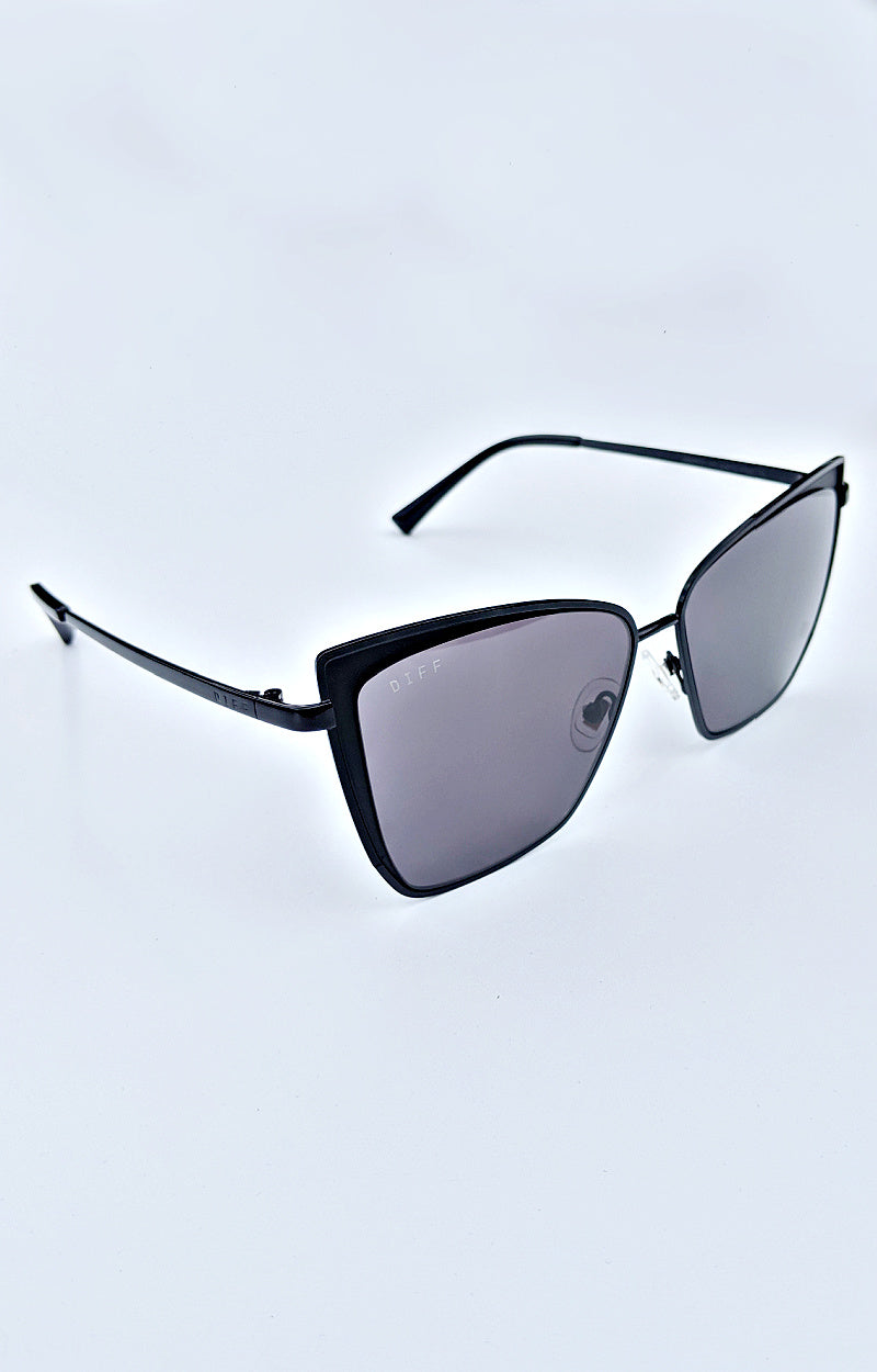 DIFF - Becky Black Dark Smoke Sunglasses