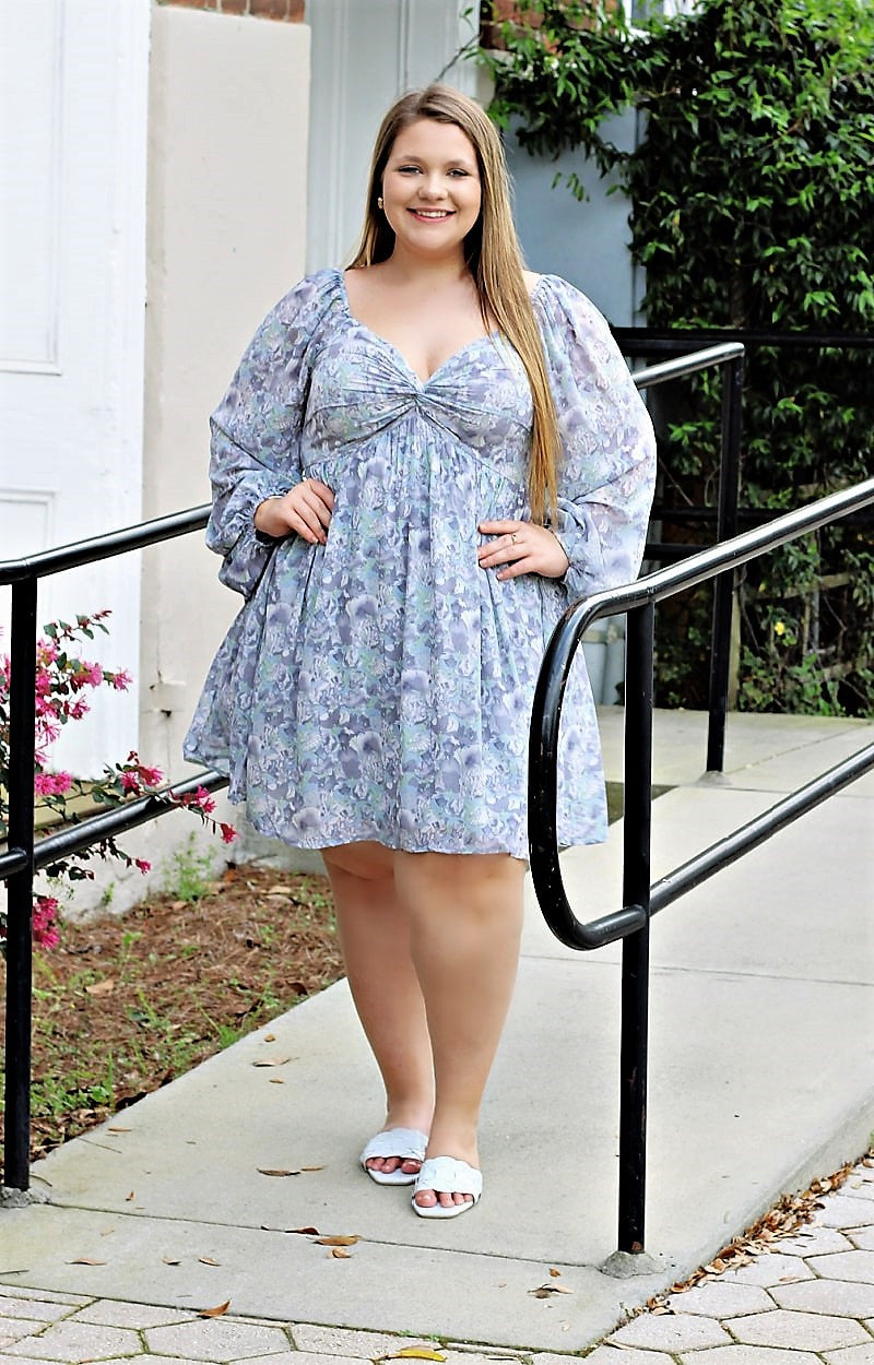 Load image into Gallery viewer, Fetchingly Feminine Floral Dress