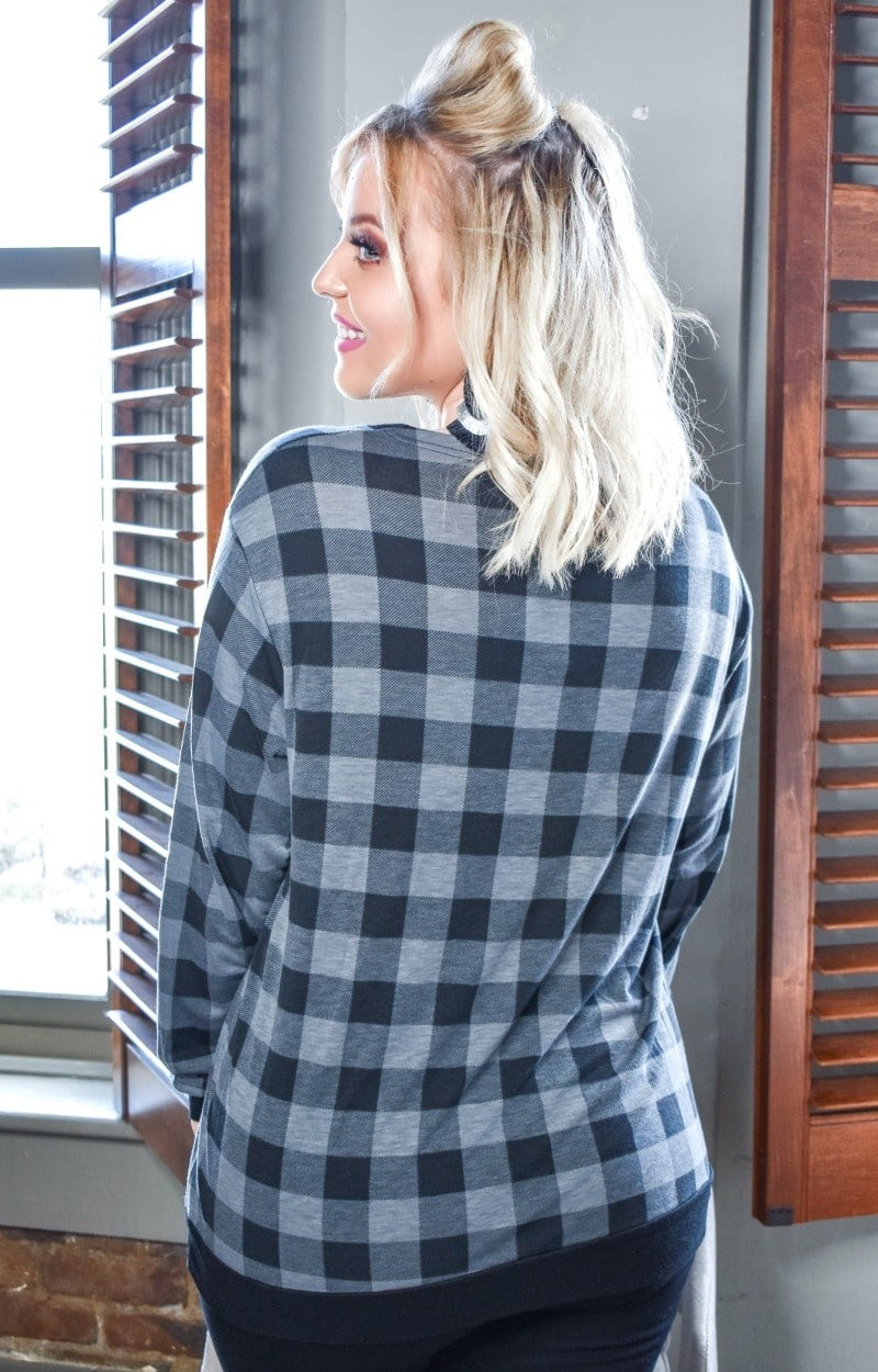 Load image into Gallery viewer, Don&#39;t Cross Me Plaid Top - Gray