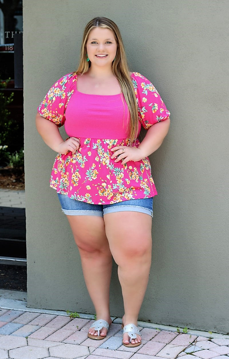 Load image into Gallery viewer, It&#39;s In The Air Floral Top - Fuchsia