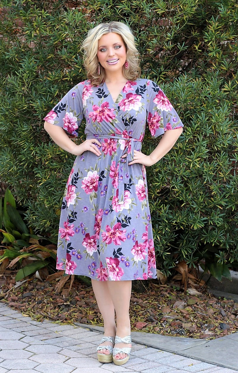 Load image into Gallery viewer, Can&#39;t Quit Now Floral Dress - Gray
