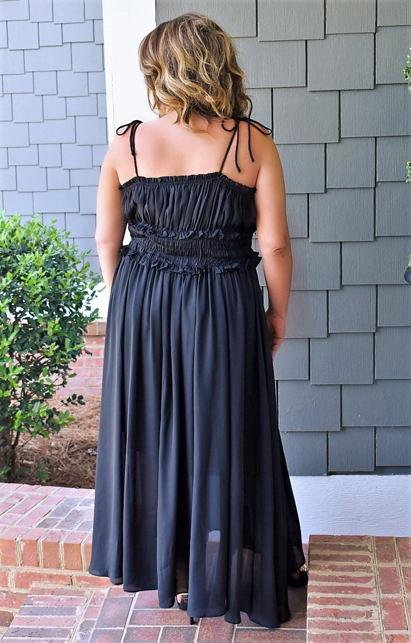 Load image into Gallery viewer, Coming Back For More Maxi Dress - Black