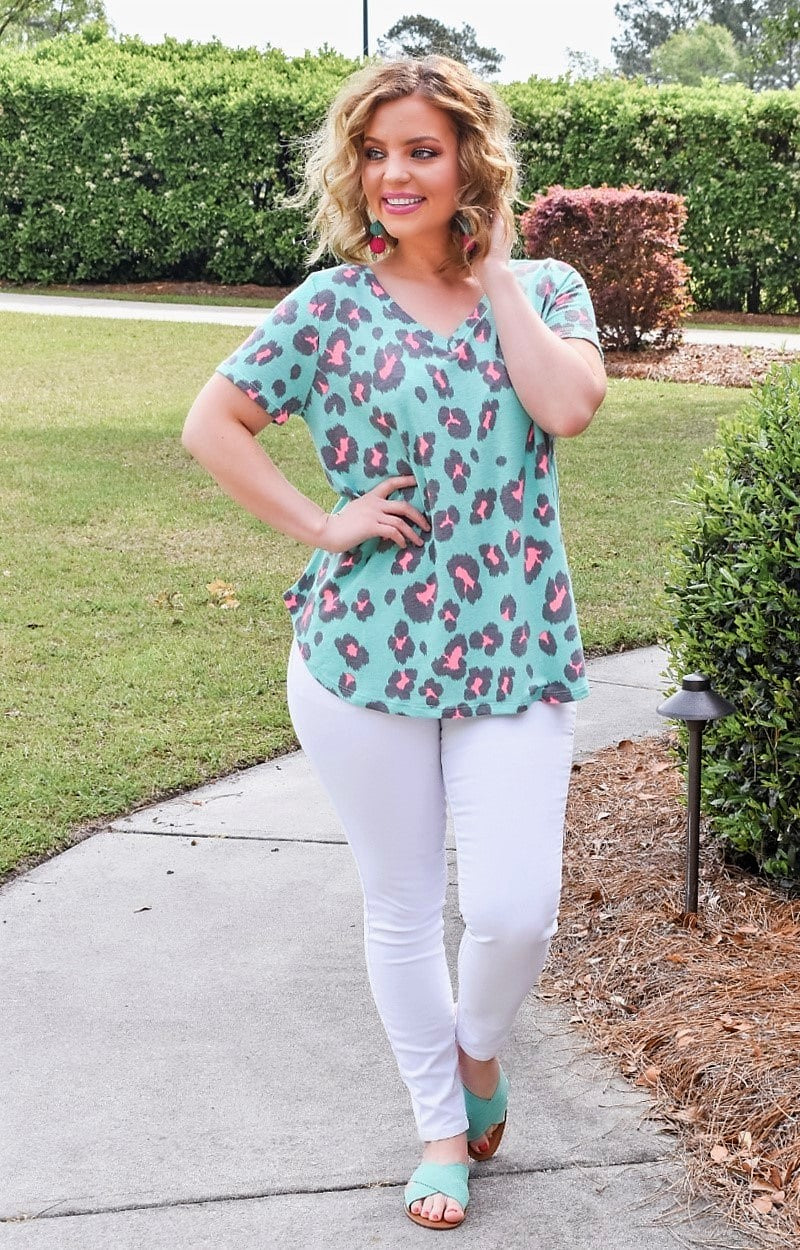 Load image into Gallery viewer, Don&#39;t Make Me Blush Leopard Print Top - Mint/Pink