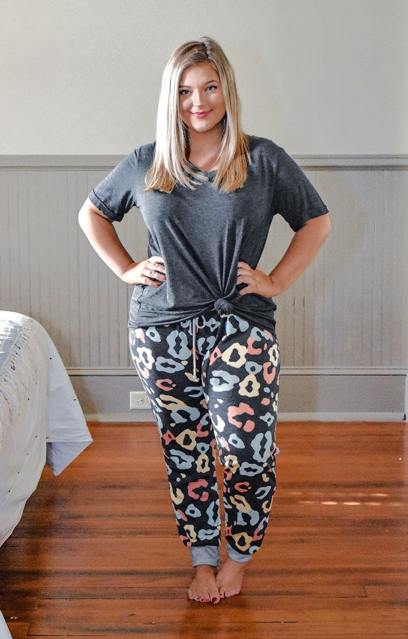 Load image into Gallery viewer, No Weekend Plans Leopard Print Joggers - Multi