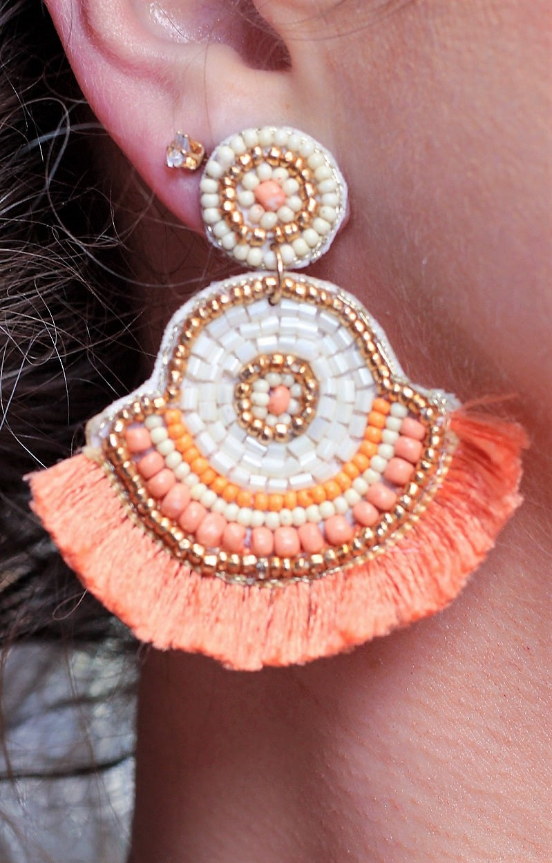 Load image into Gallery viewer, Peach Parfait Earrings