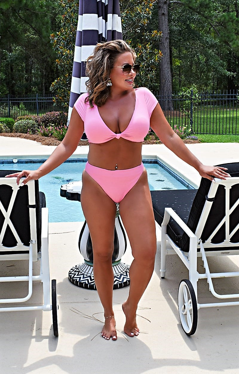 Weekend At The Lake Bikini Top - Pink