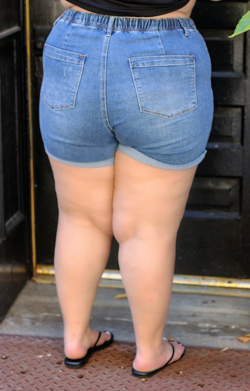 Load image into Gallery viewer, Chelsea Pull On Drawstring Denim Shorts