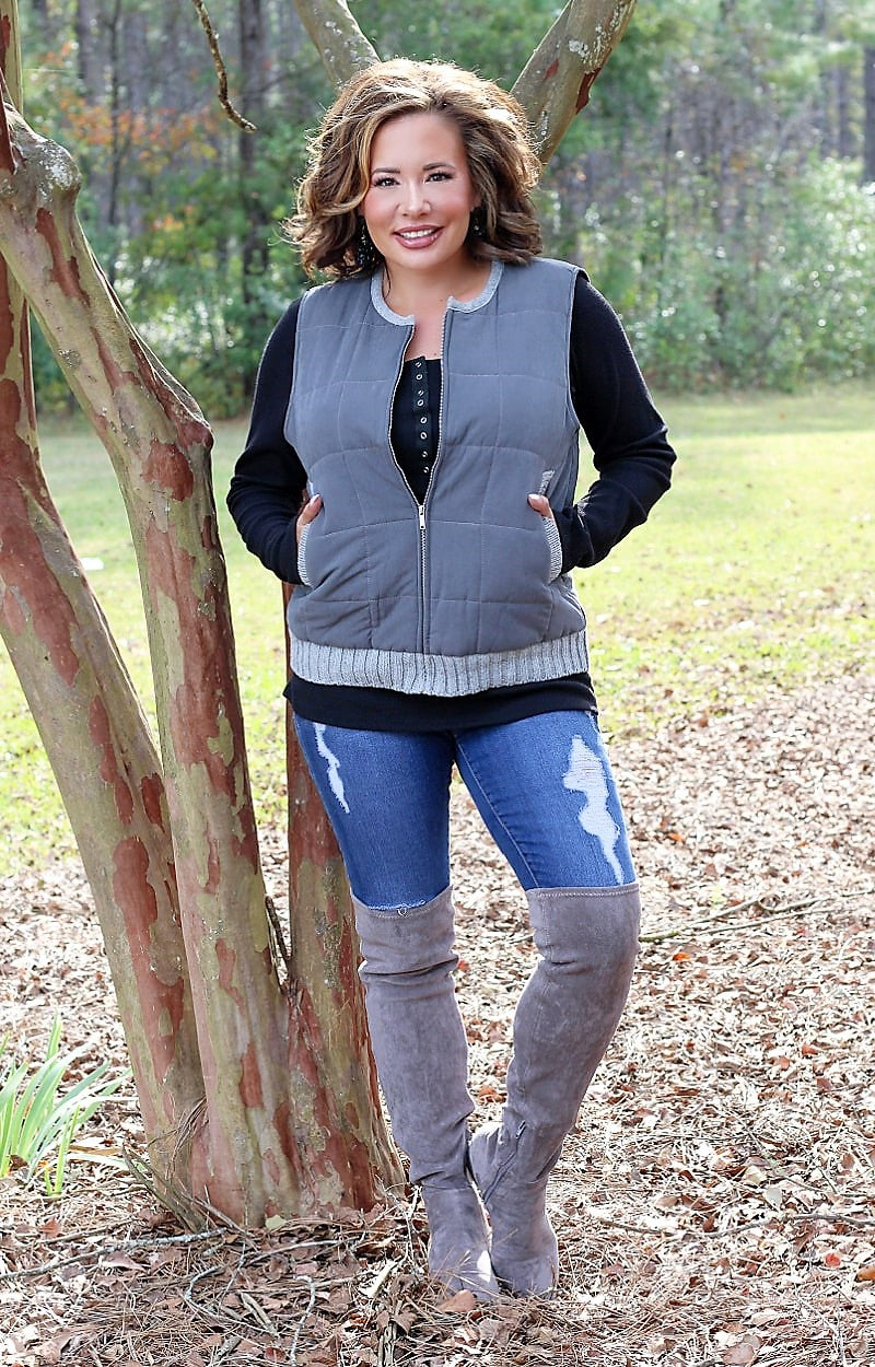 Load image into Gallery viewer, Chic &amp; Cozy Vest - Gray