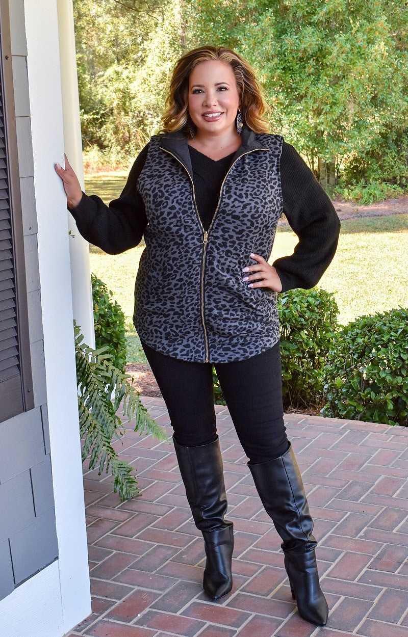 Load image into Gallery viewer, Days Go By Reversible Leopard Vest - Gray