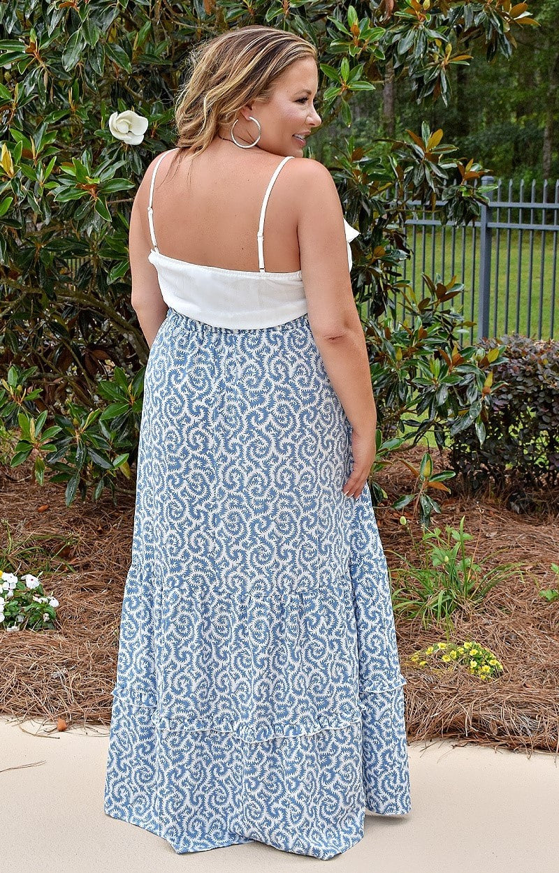 A Little Flirty Print Maxi Dress - White/Blue